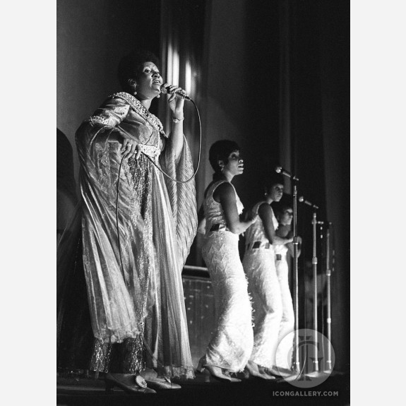 Aretha Franklin by Barrie Wentzell