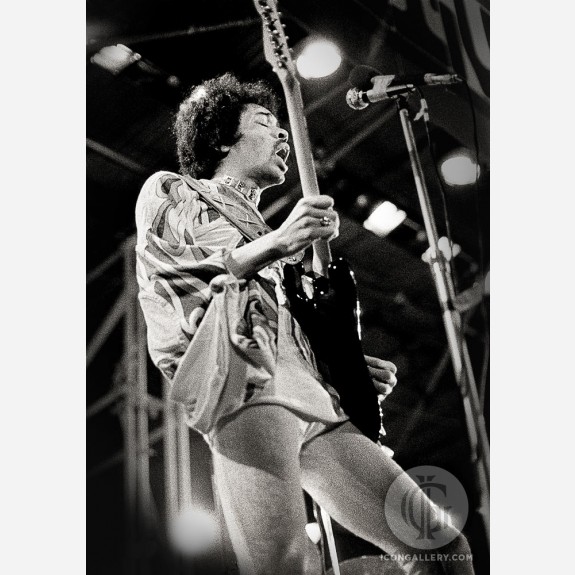Jimi Hendrix by Peter Sanders