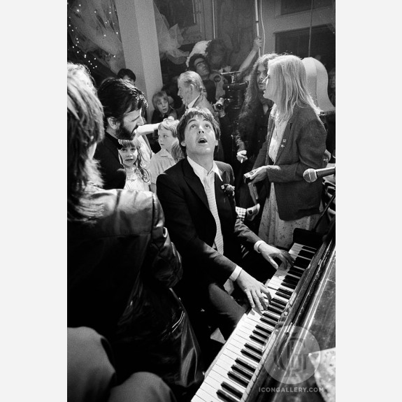 Paul McCartney by Terry O’Neill