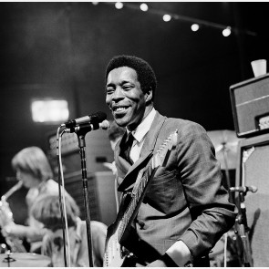 Buddy Guy by Gered Mankowitz