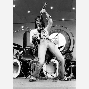 Jeff Beck by Ian Dickson